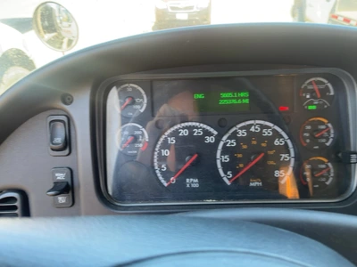 USED 2017 FREIGHLINER M2