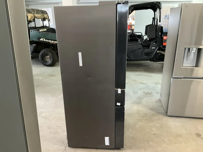 Used SAMSUNG RF70F23DER Refrigerators Michigan US | Miedema Asset Management Group #1578899