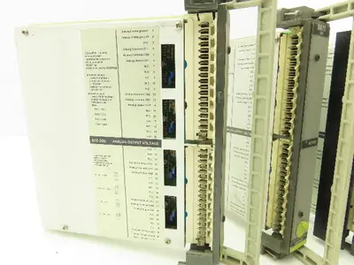 Modicon/AEG AS-B872-200 Analog Voltage Output Module Lot of 3
