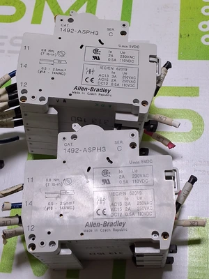 ALLEN BRADLEY 1492-SP3D150 CIRCUIT BREAKER