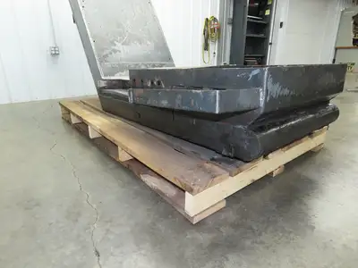 Enomoto 37"W x 8' 4" Chip Conveyor 26"Belt 220V *Needs New Drive Sprockets*