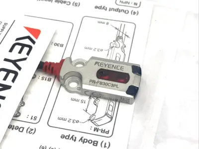 PR-FB30C3PL | Keyence  Flat Reflective Miniature Photoelectric Sensor M8, 30mm - New