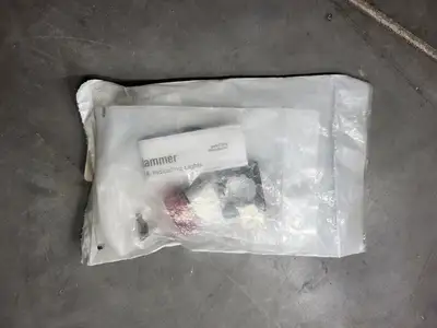 NEW EATON E22H2X4