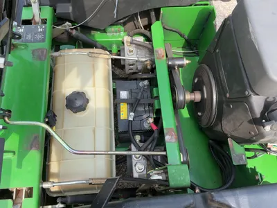 USED JOHN DEERE 757