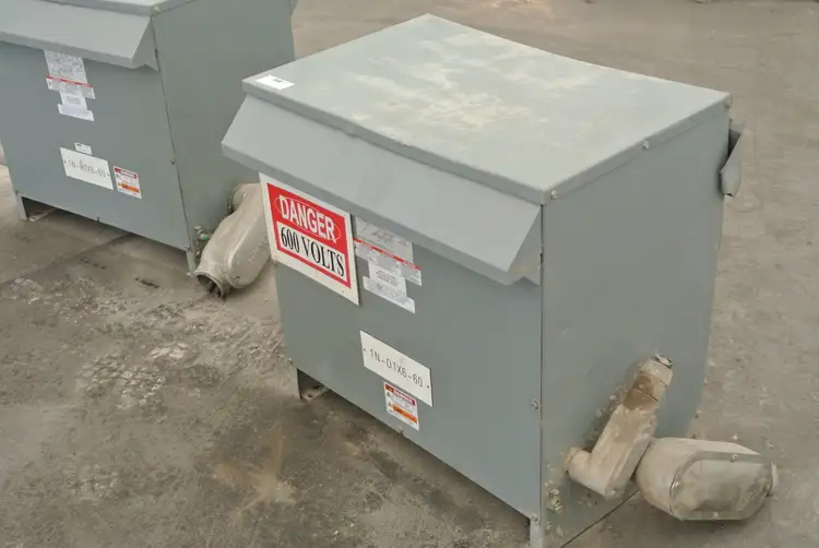 Used 2002 SQUARE D C75T8HCU Transformers British Columbia CA | Lenmark #327836