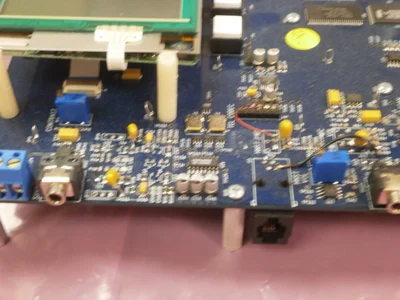 USED Cirrus Logic Cirrus Logic (crystal)  CRD89712+LCD