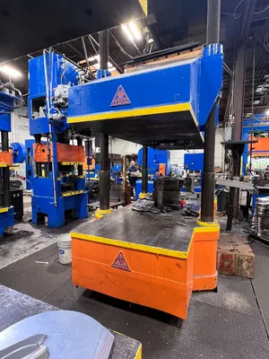 CMC CLEARING H-200-144-U Hydraulic Press | Universal Press & Machinery (UPM) (9)