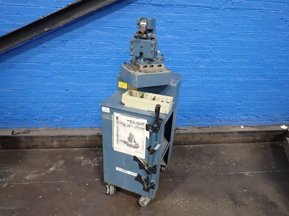 Tennsmith Metal Notcher