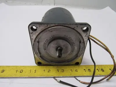Oriental Motor 5RK40GN-CE Reversible Electric Motor 220/230/240V 50Hz