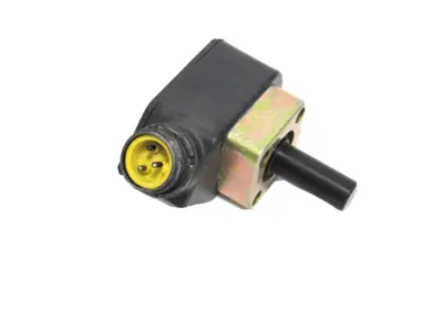 NEW NAMCO EE230-31220 CYLINDRICAL PROXIMITY SENSOR EE23031220I