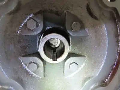 Boston Gear Worm Gearbox 150:1 Ratio Double Reducer 12rpm 182T Dual Shaft Output