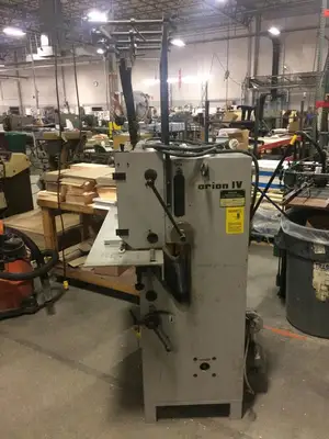 Hohner Orion IV - Four Head Stitcher