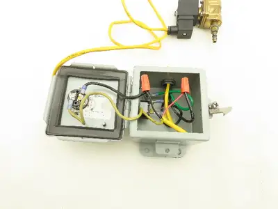 Granzow Hoffman E2B19-000 NC 2-Way Solenoid Valve 1/4" NPT Electric Box 4x4x3"
