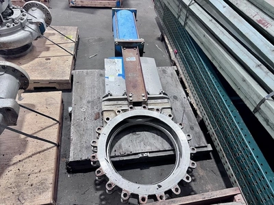 24" Orbinox ET Stainless Steel Air Operated Knife Gate Valve