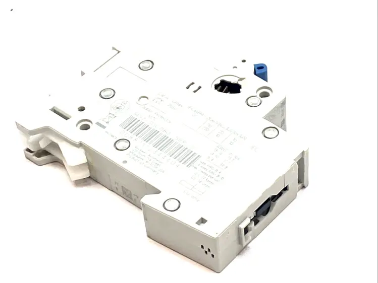 Used ALLEN-BRADLEY MINIATURE CIRCUIT BREAKER Circuit Breakers | Maverick Industrial Sales #1105620