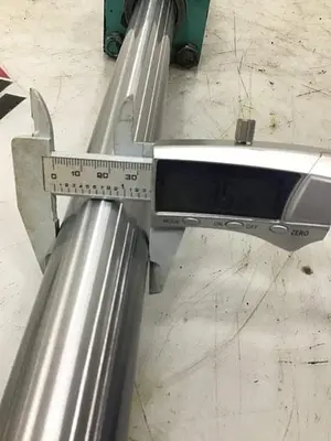 USED CINCINNATI MILACRON VT220-10 / SC