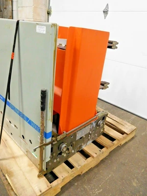 Used GE VB 7.2-500-3 Circuit Breakers Ohio US | Equipment Recovery Corp. #1331719
