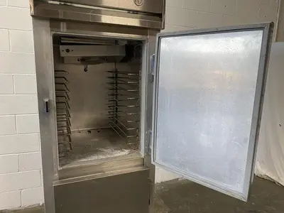 USED CONTINENTAL REFRIGERATOR 1RF