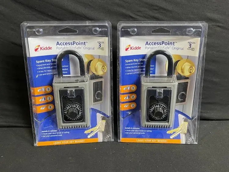 Used _UNKNOWN_ _UNKNOWN_ Locksmith Equipment/Supplies Minnesota US | K-BID #483604