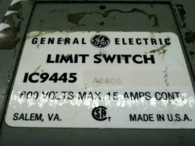 USED GENERAL ELECTRIC IC9445 A200B LIMIT SWITCH 600V 15AMP IC9445A200B