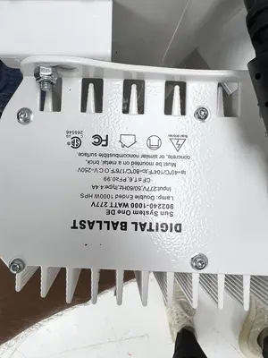 Sun System 1000 Watt DE Boss Commercial Fixture and Bulb - 277 Volt