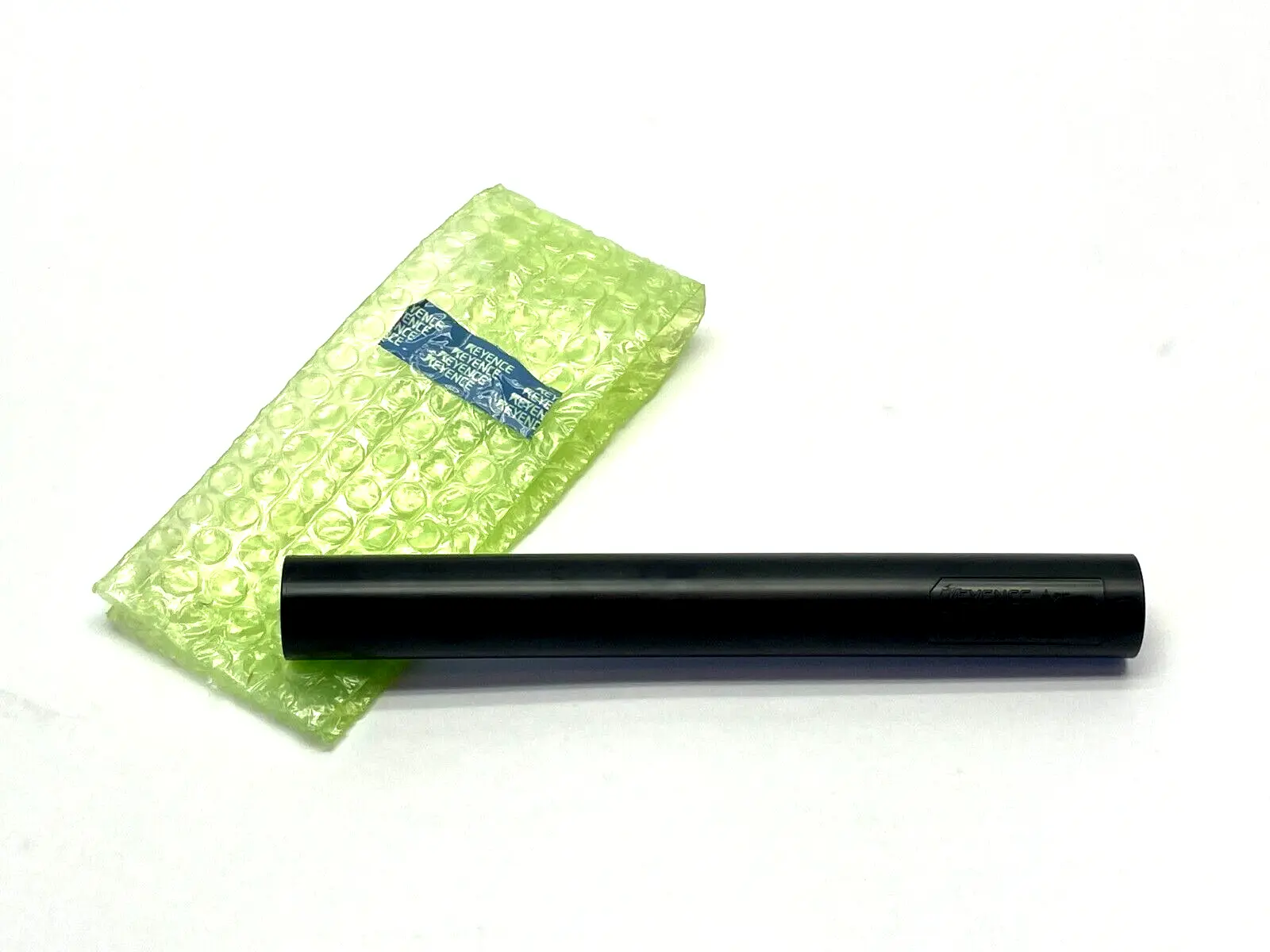NEW KEYENCE KEYENCE 25MM DIAMETER TEST TUBE PIECE