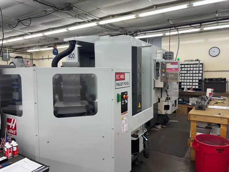 Used 2011 HAAS EC-400PP Horizontal Machining Centers California US | Machinery Network 4 #171032