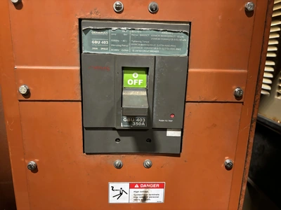 USED 2001 GENRAC SD400