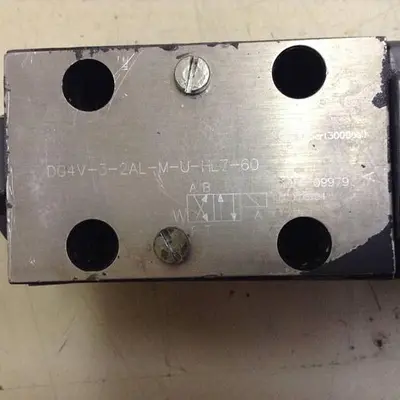 USED VICKERS DG4V-3-2AL-M-U-HL7-60