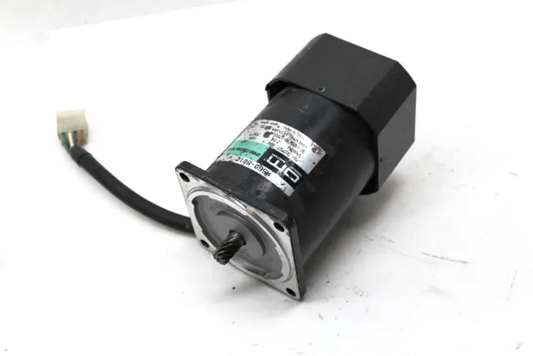 Used ORIENTAL MOTOR CO. LTD M560-501C Speed Reducers | Industrial Parts R Us Inc. #365714