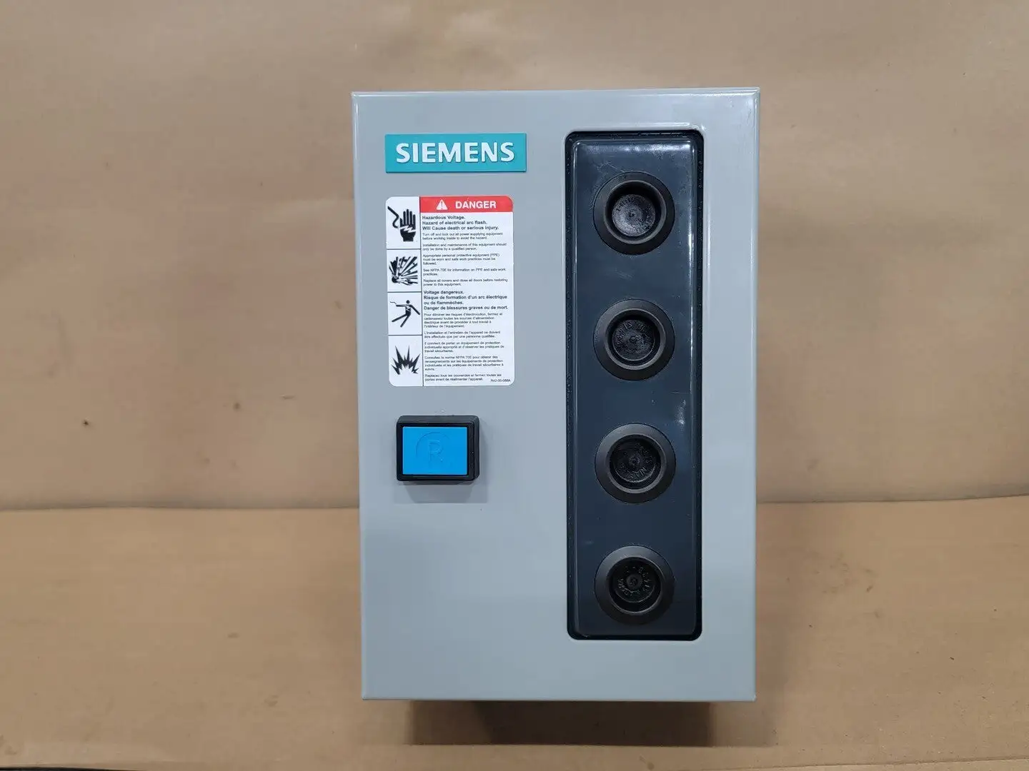 NEW SIEMENS BRONZE3R-5-600