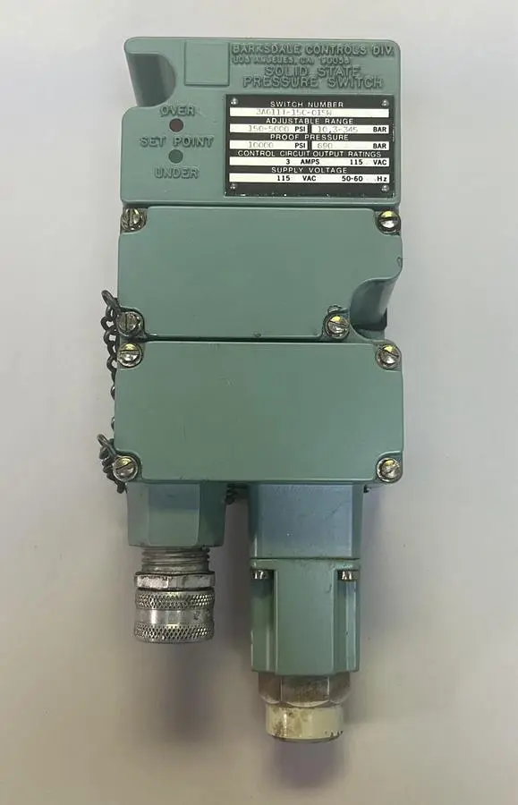 USED BARKSDALE 3AG11T-15C-01SW