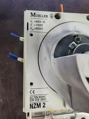 USED MOELLER NZM2