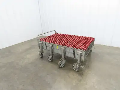 NestaFlex 376  30"W x 12' 8" Expandable Gravity Flex Conveyor Plastic Skatewheel