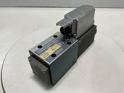 USED BOSCH 0 811 404 752