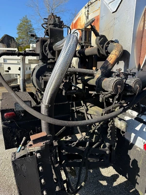 Used 1998 FORD F-SERIES F800 Tanker trucks Kentucky US | Proxy Equipment #1426118