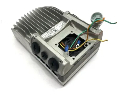 USED LENZE DECENTRALIZED DRIVE W/ E84DGVN1E 8400 MOTEC