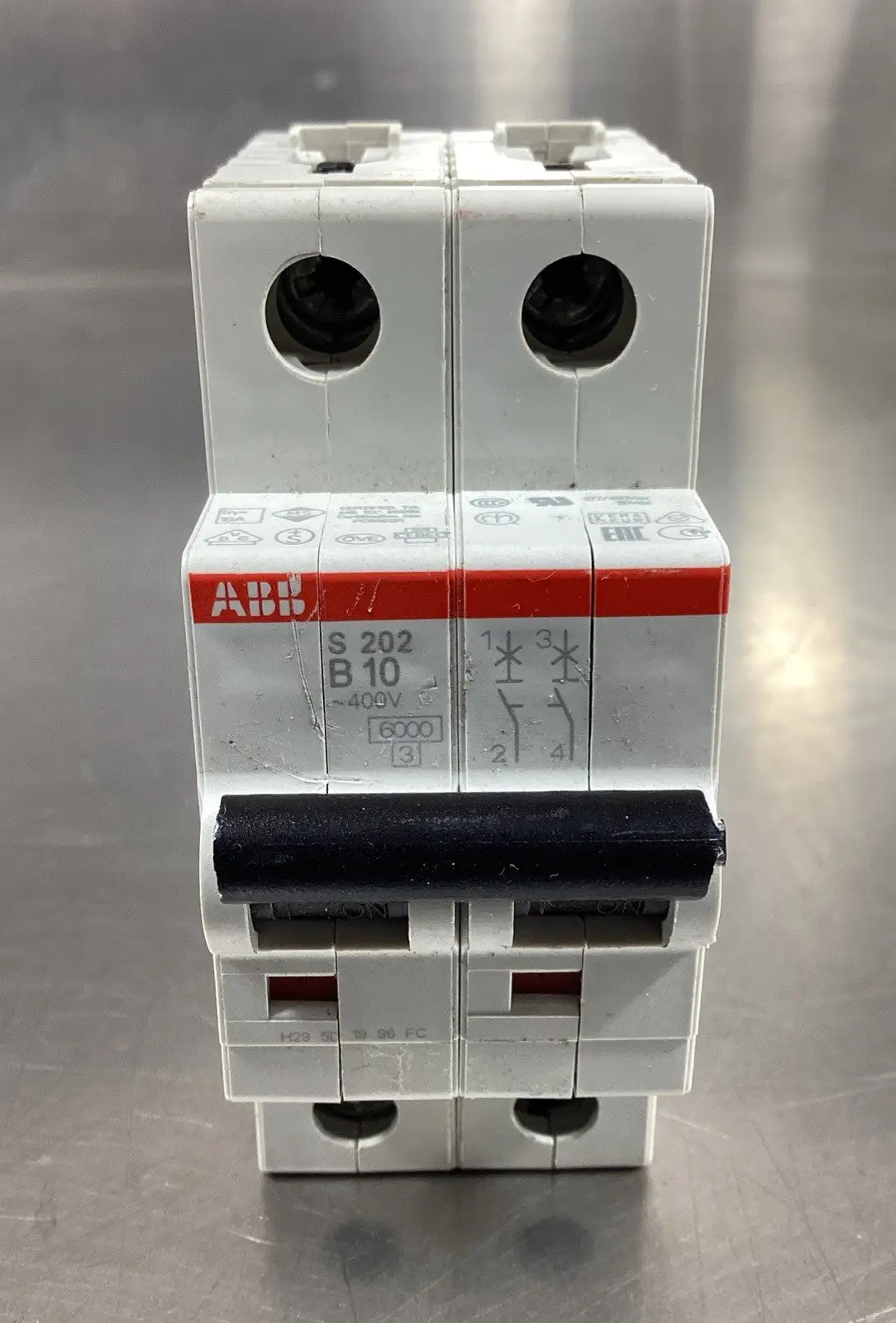 USED ABB ABB S202-B10 2CDS252001R0105