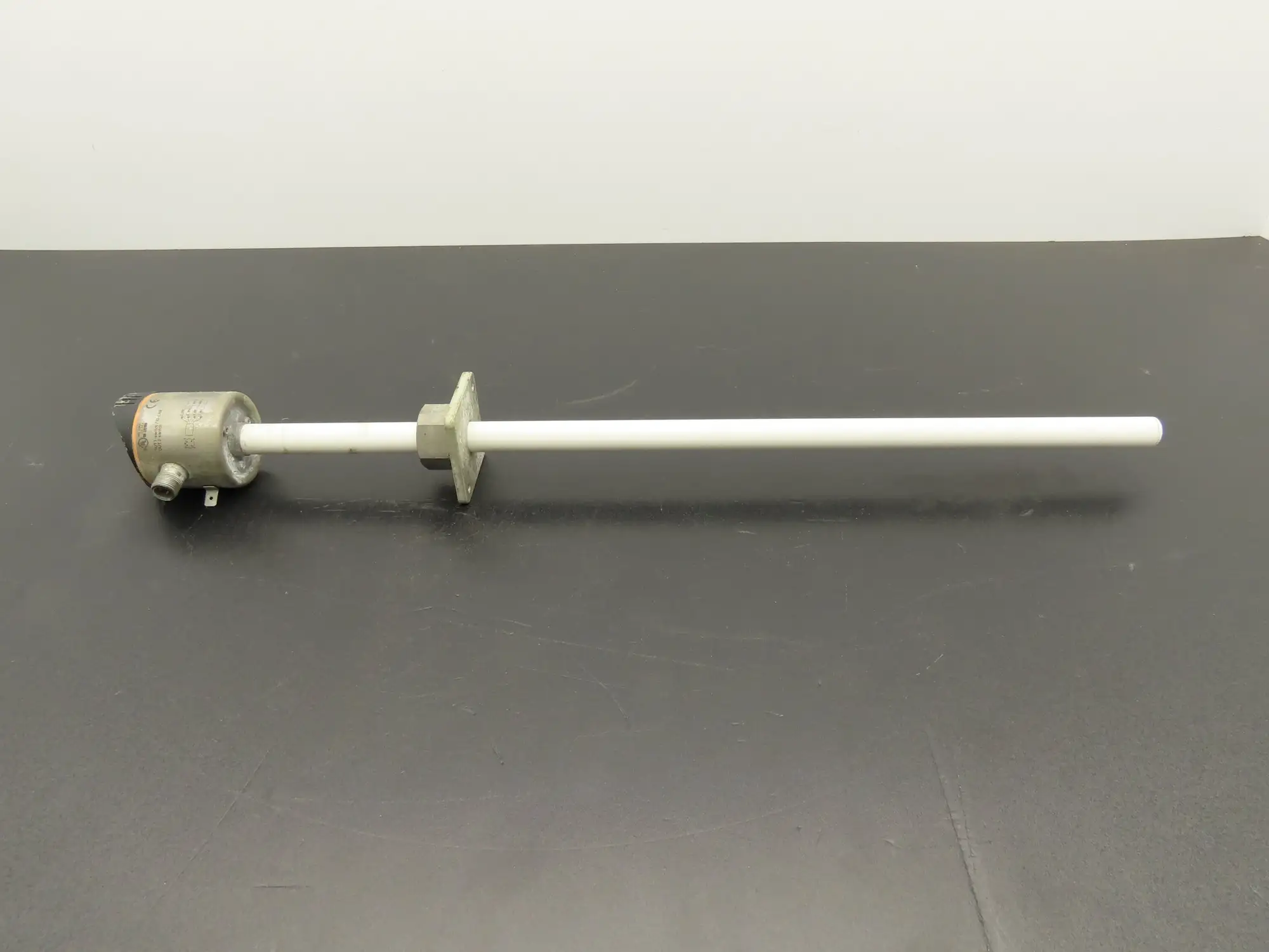 IFM Efector LK1023 Electronic Level Sensor