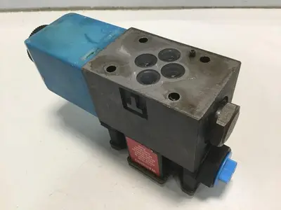 USED VICKERS DG4V3S2AMFPA5WLH560