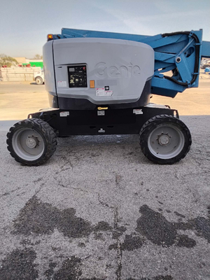 USED 2015 Genie Z-62/40