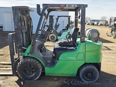 USED 2017 MITSUBISHI FG25N