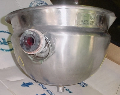 USED LEGION STAINLESS STEEL KETTLE LEGION KETTLE