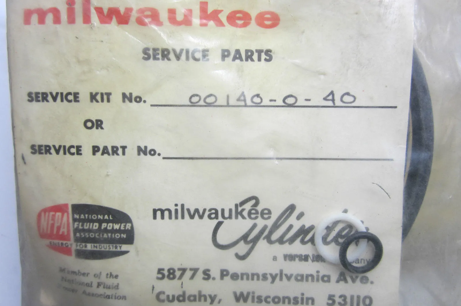 NEW MILWAUKEE CYLINDER 00140-0-40 SEAL KIT 00140040