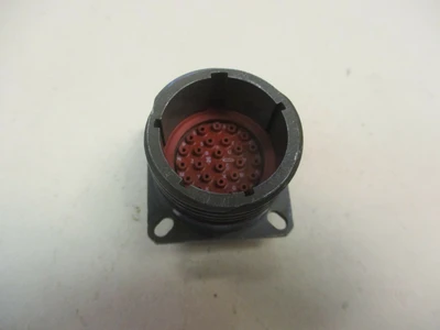 NEW Amphenol JD38999/20WE26PN