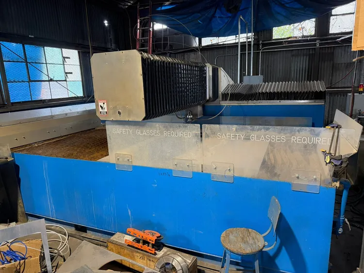 Used 2006 FLOW 713633-1 Waterjet Cutters Illinois US | Asset Exchange Corporation #1176461