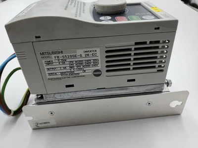 USED Mitsubishi FR-S502SE-0. 2K-EC + FFR-S520S-14A-RFI FILTER
