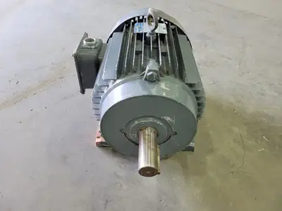 10 hp 575 volts 3420 rpm L215T Electric Motor 2425111
