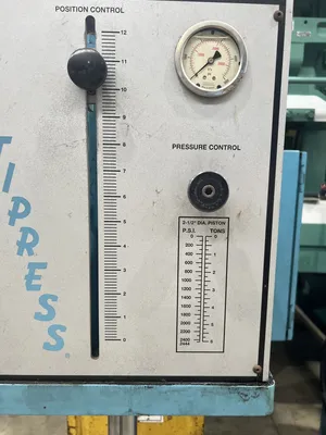 USED 2003 MULTIPRESS MULTIPRESS M5P-6 PRESS