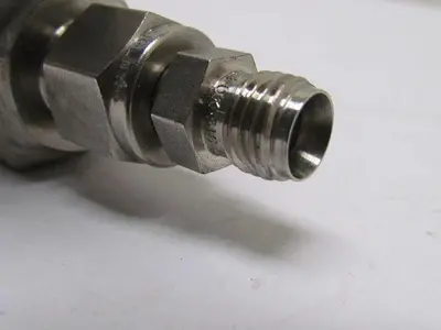 Stainless Steel Integral Bonnet Needle Valve 2-Way St Shutoff 3/8" Tube Fitting